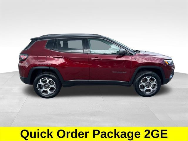 used 2022 Jeep Compass car, priced at $25,649