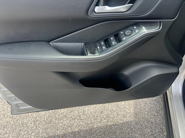 new 2025 Nissan Rogue car, priced at $30,562
