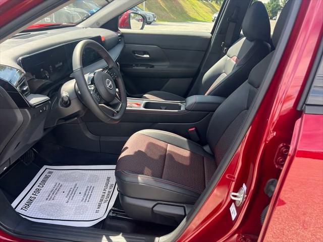 new 2025 Nissan Kicks car, priced at $27,508