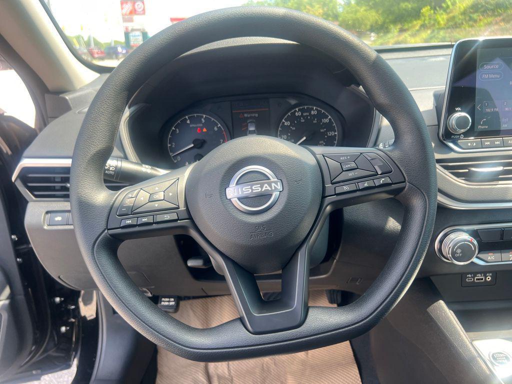 new 2025 Nissan Altima car, priced at $26,121