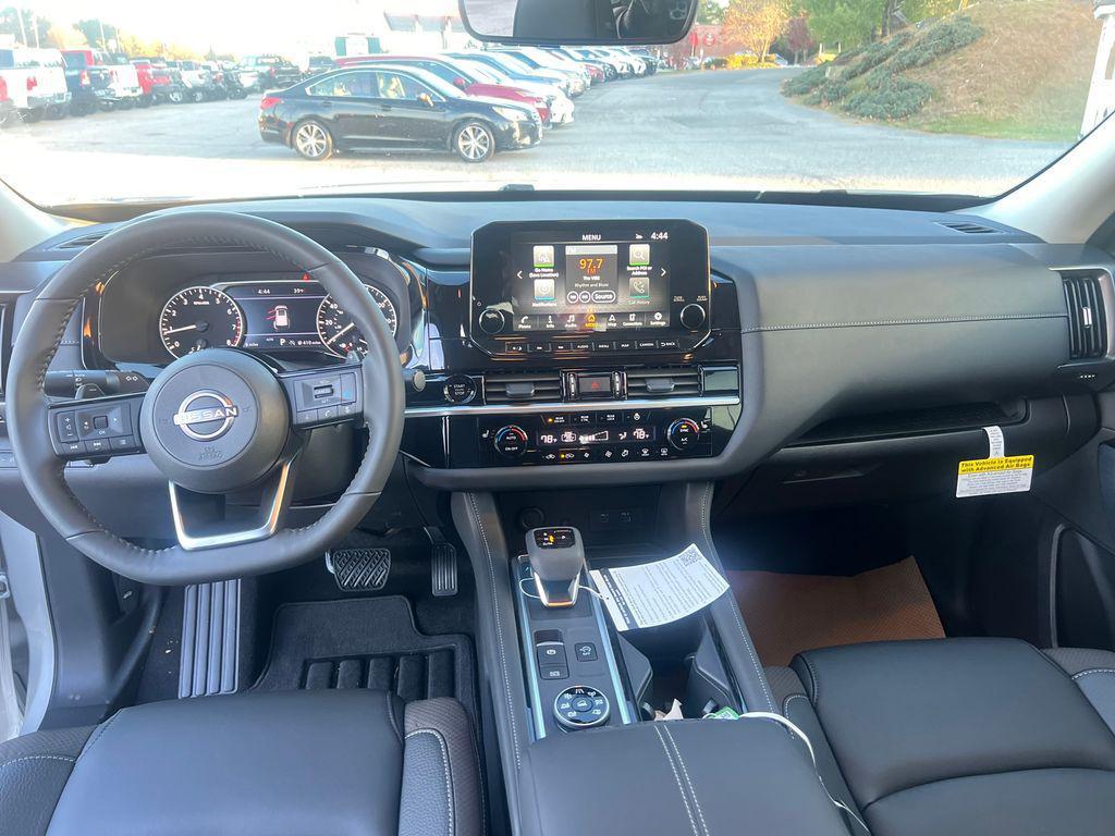 new 2025 Nissan Pathfinder car, priced at $38,494