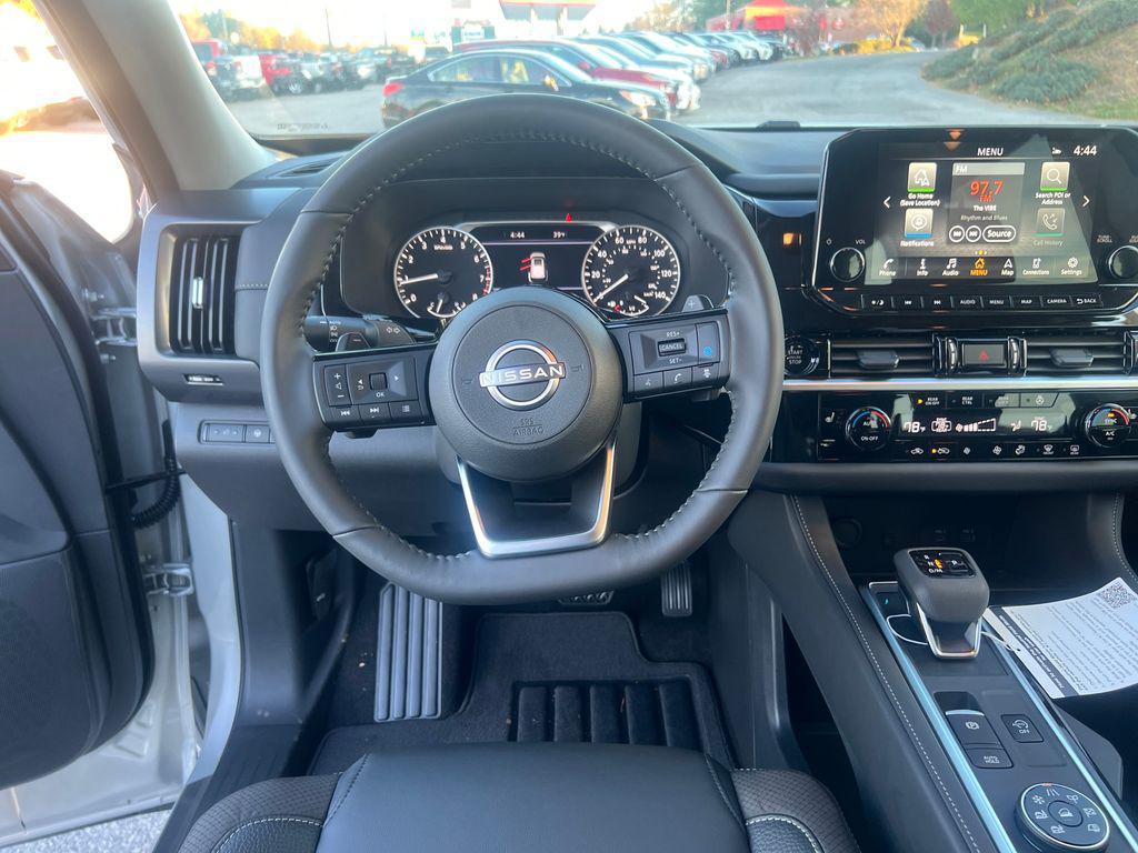 new 2025 Nissan Pathfinder car, priced at $38,494