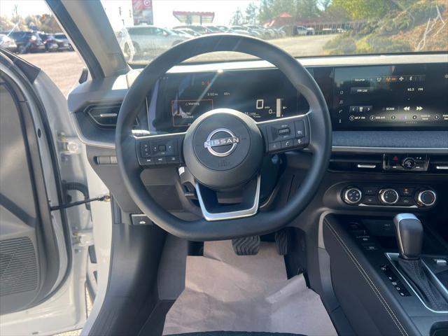 new 2025 Nissan Kicks car, priced at $27,587