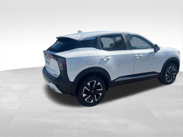 new 2025 Nissan Kicks car, priced at $27,587