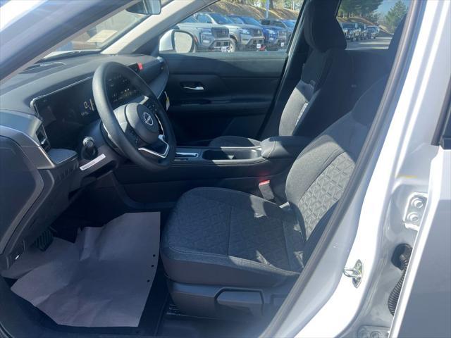 new 2025 Nissan Kicks car, priced at $27,587