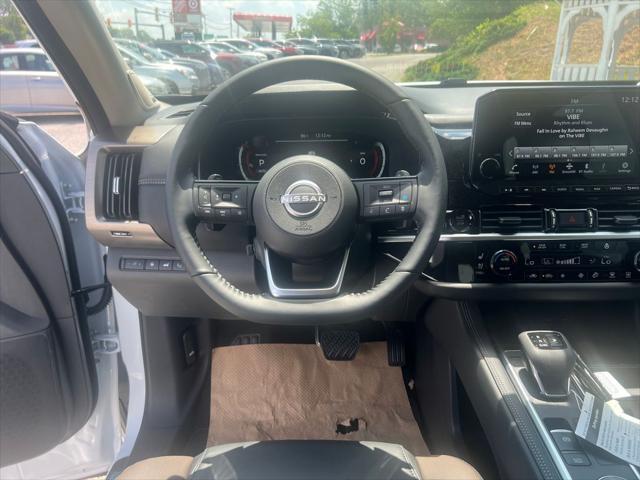 new 2025 Nissan Pathfinder car, priced at $51,265