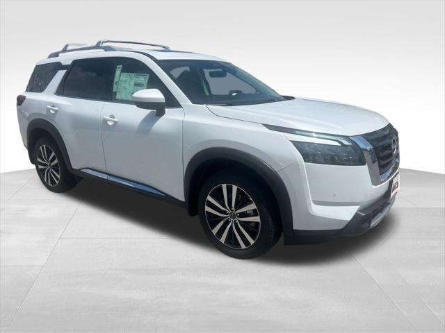 new 2025 Nissan Pathfinder car, priced at $51,265