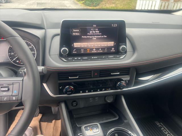 new 2025 Nissan Rogue car, priced at $33,756