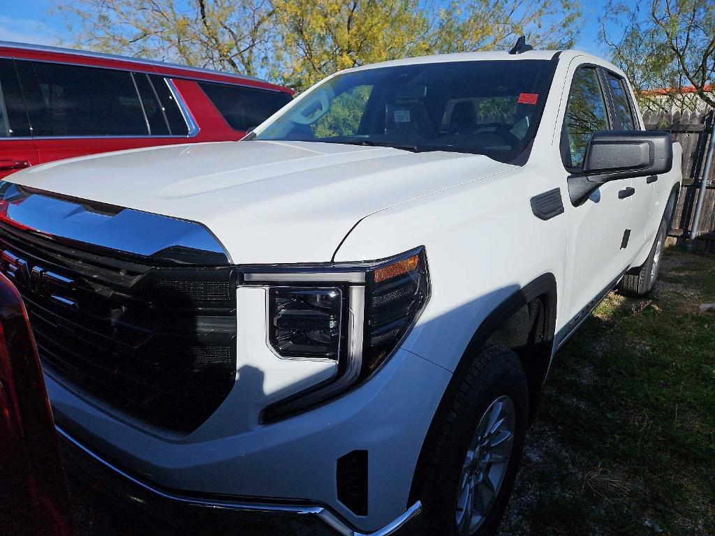 new 2025 GMC Sierra 1500 car, priced at $41,820