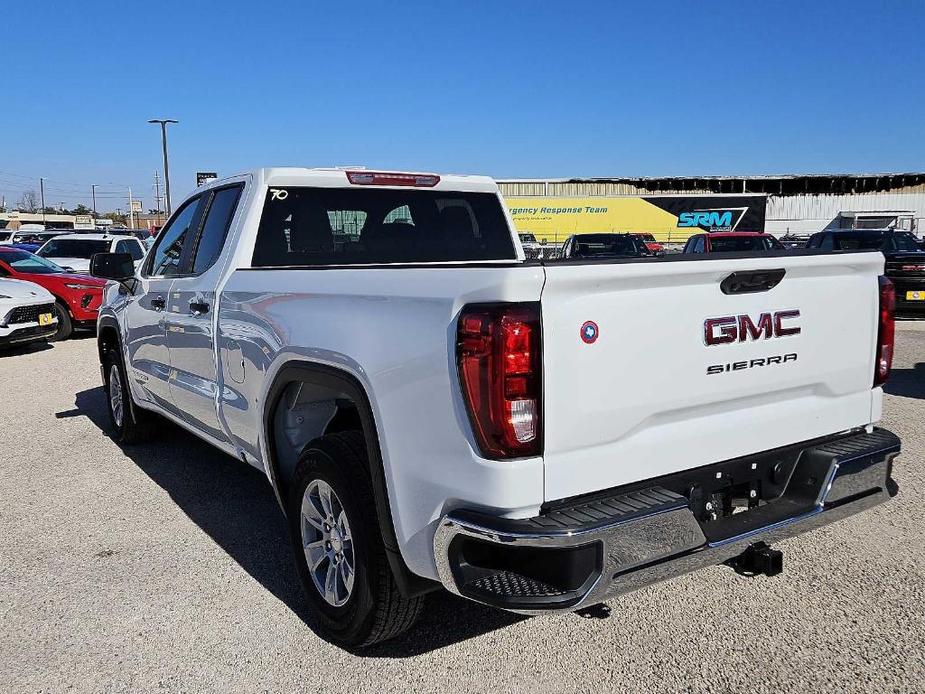 new 2025 GMC Sierra 1500 car, priced at $41,820