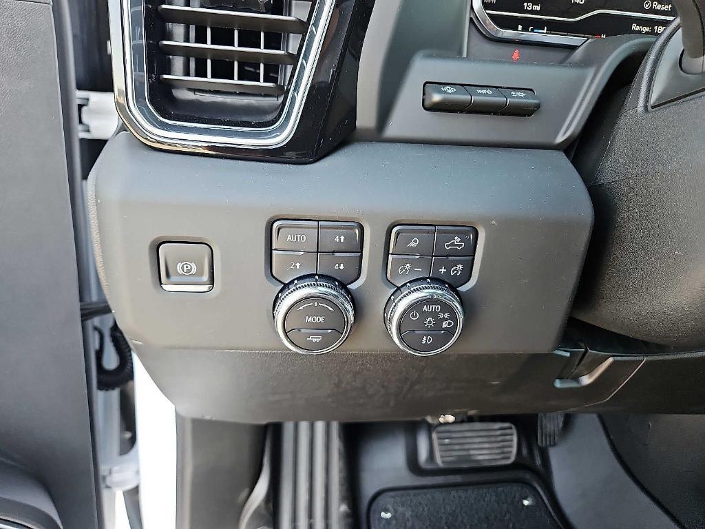new 2025 GMC Sierra 3500 car, priced at $91,224