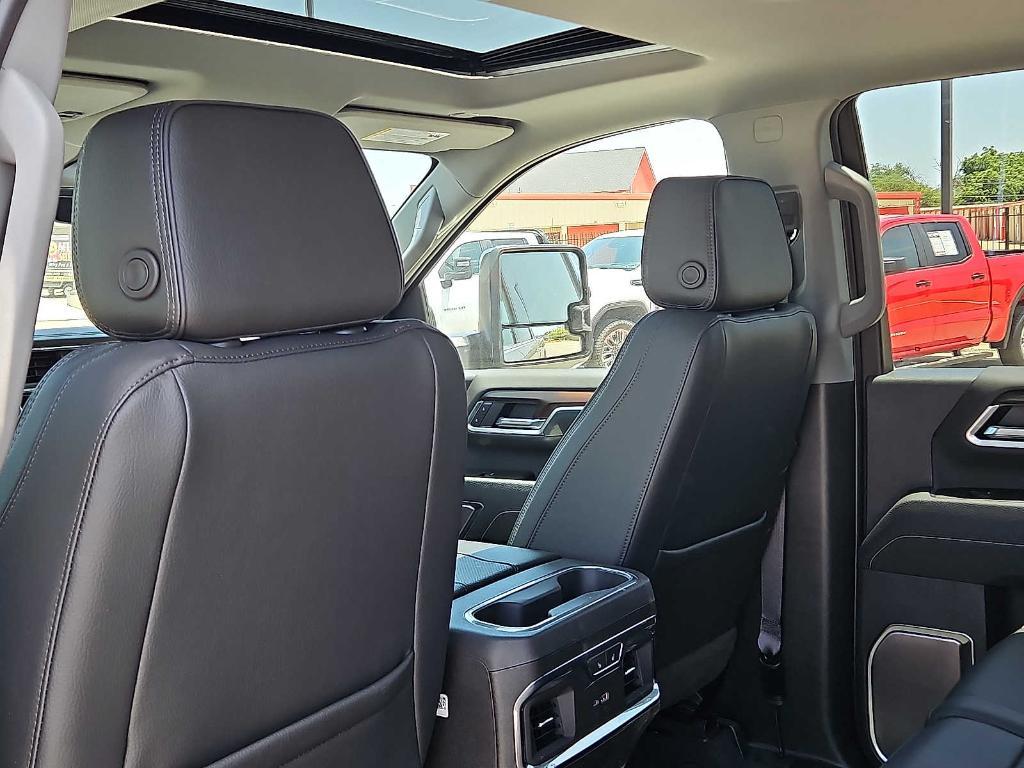 used 2025 GMC Sierra 2500 car, priced at $86,788