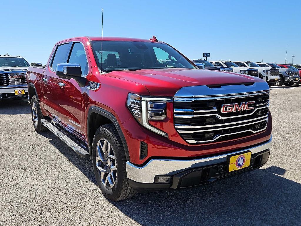 new 2025 GMC Sierra 1500 car, priced at $53,045