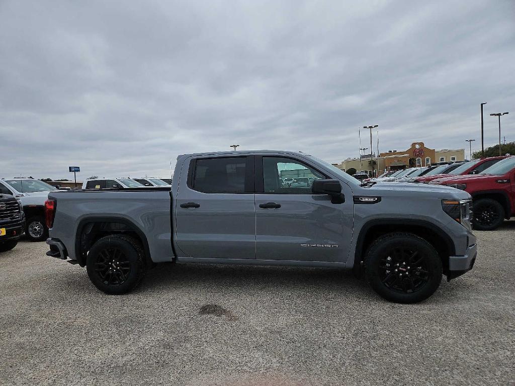 new 2025 GMC Sierra 1500 car, priced at $41,640