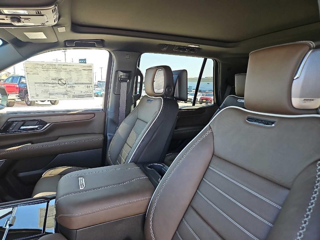new 2025 GMC Yukon car, priced at $112,824
