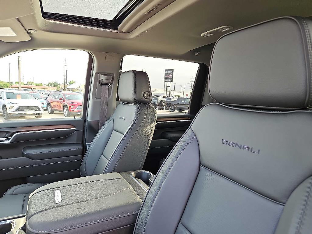 new 2025 GMC Sierra 2500 car, priced at $87,299