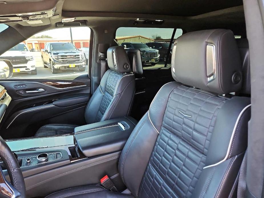 used 2022 Cadillac Escalade ESV car, priced at $88,374