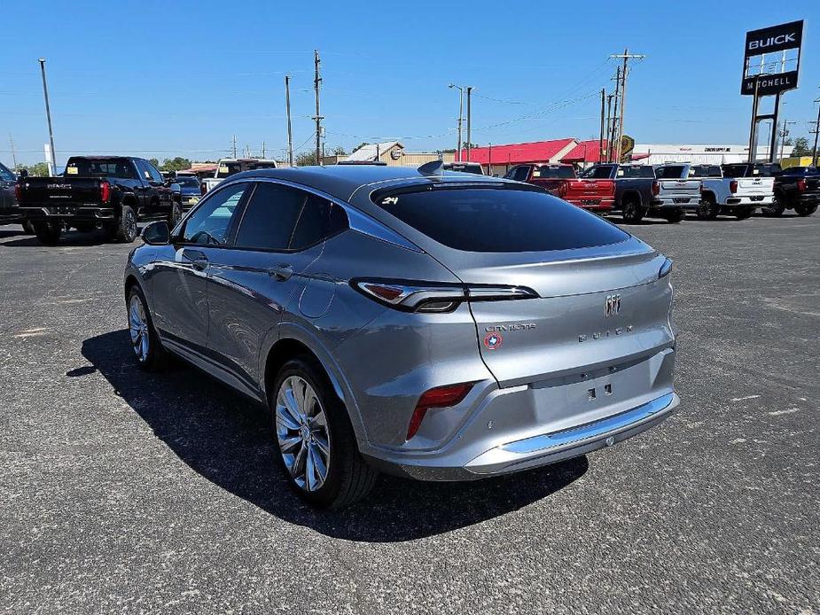 new 2025 Buick Envista car, priced at $31,535