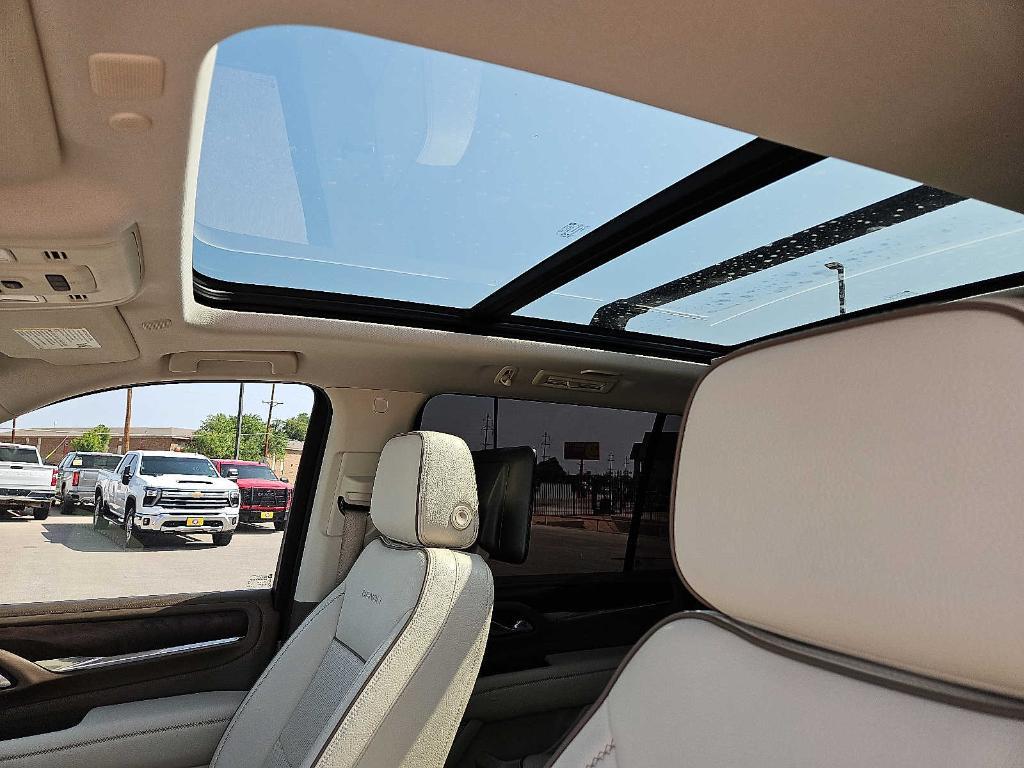 used 2021 GMC Yukon XL car, priced at $57,794