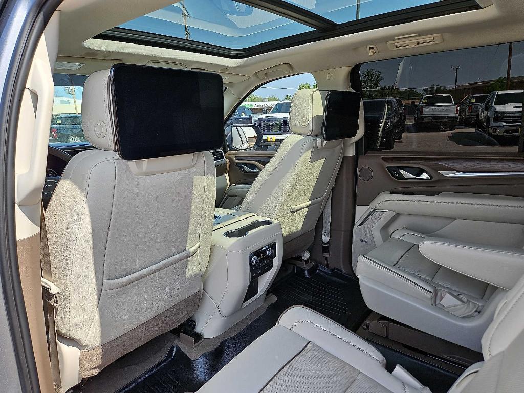 used 2021 GMC Yukon XL car, priced at $57,794