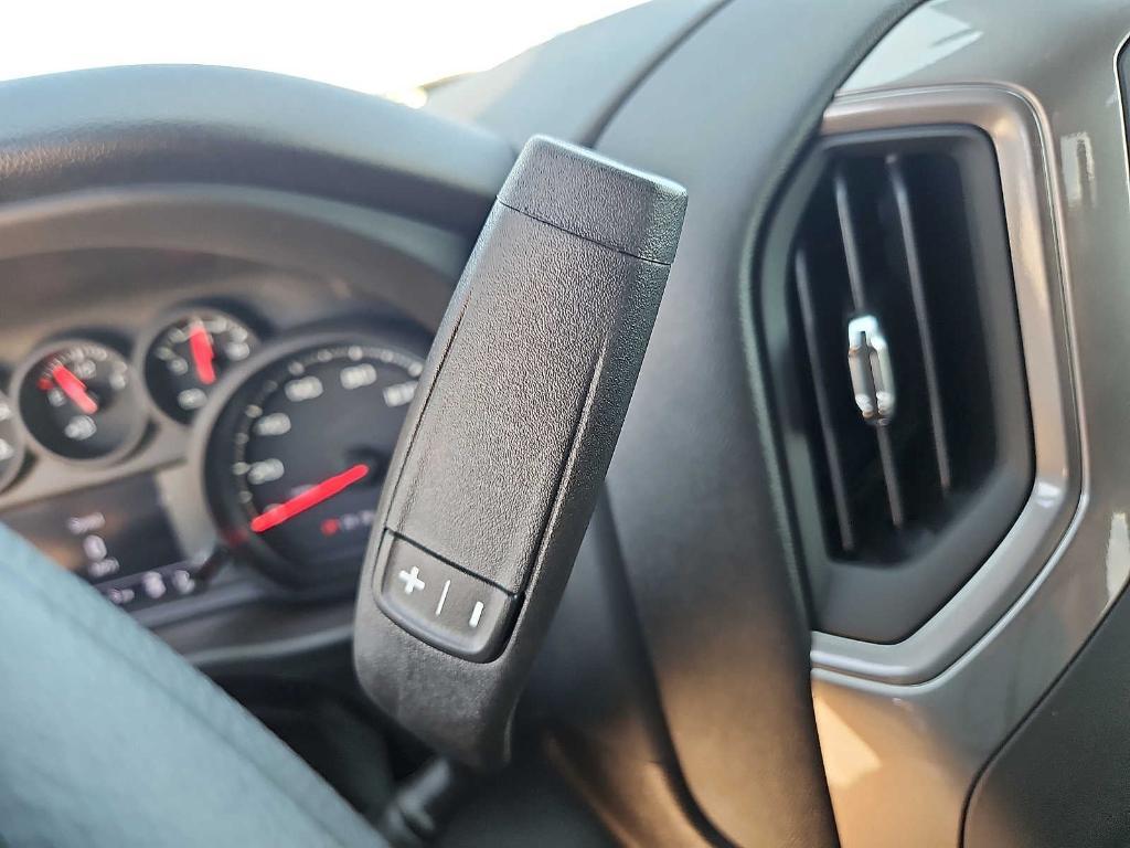 new 2025 GMC Sierra 1500 car, priced at $41,840