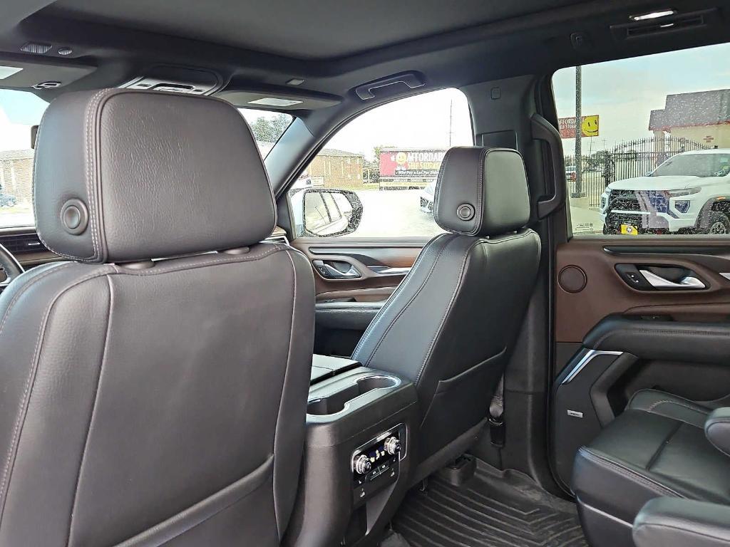 used 2022 GMC Yukon car, priced at $63,879