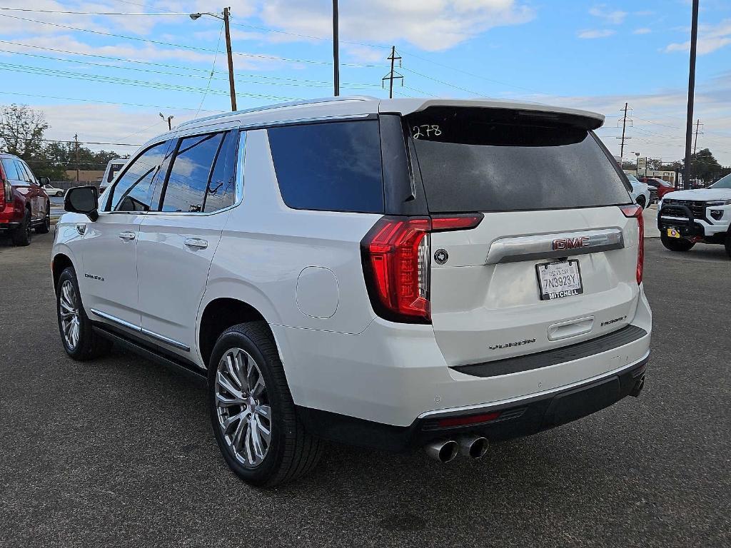 used 2022 GMC Yukon car, priced at $63,879