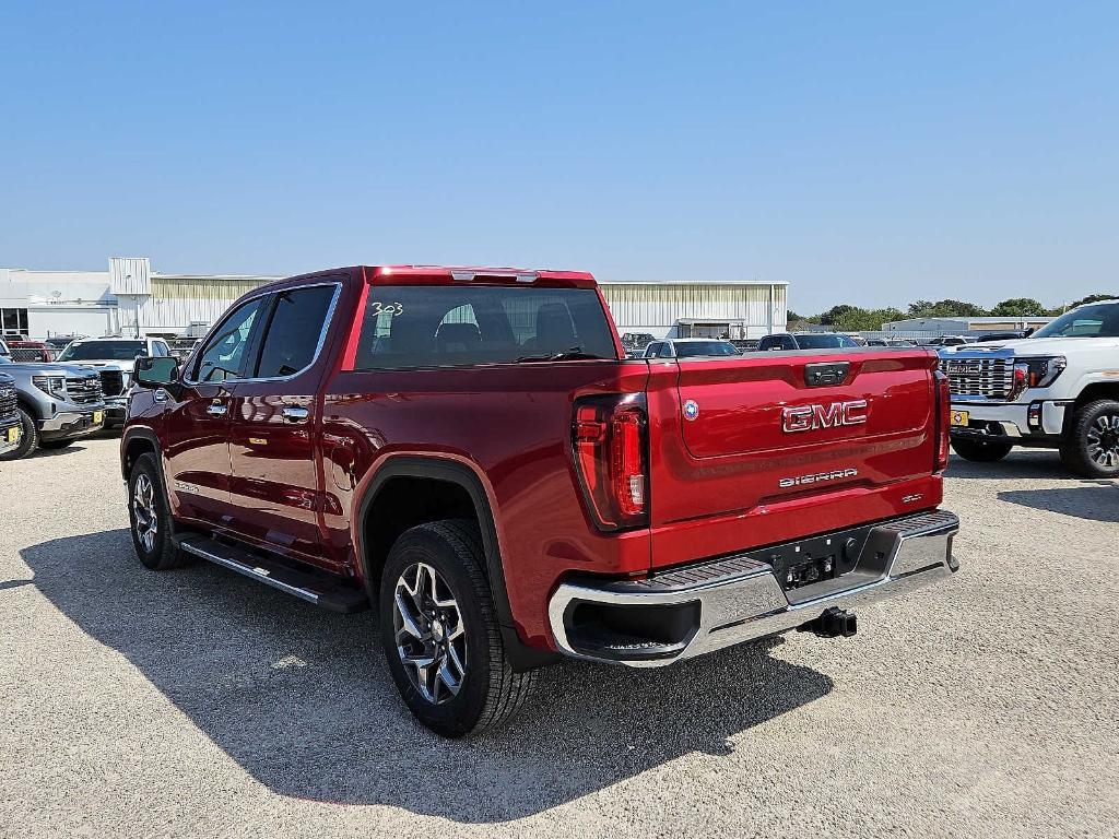 new 2025 GMC Sierra 1500 car, priced at $53,045