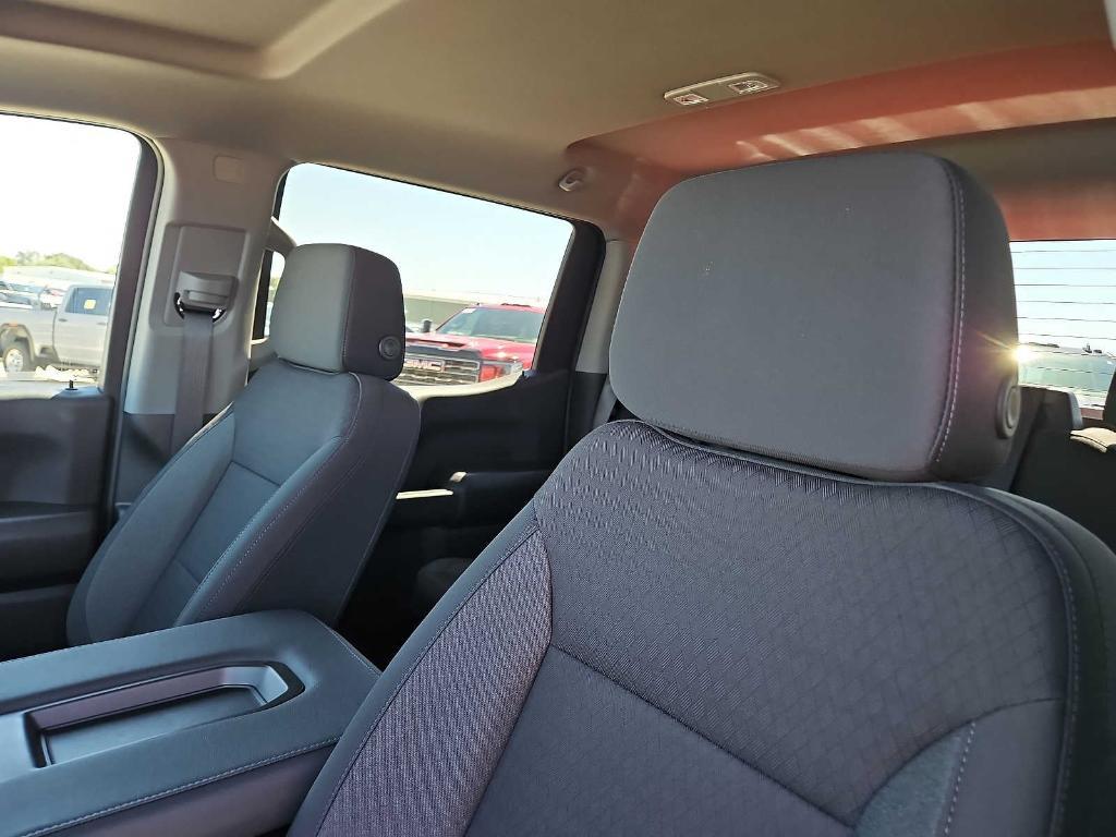 new 2025 GMC Sierra 1500 car, priced at $39,385