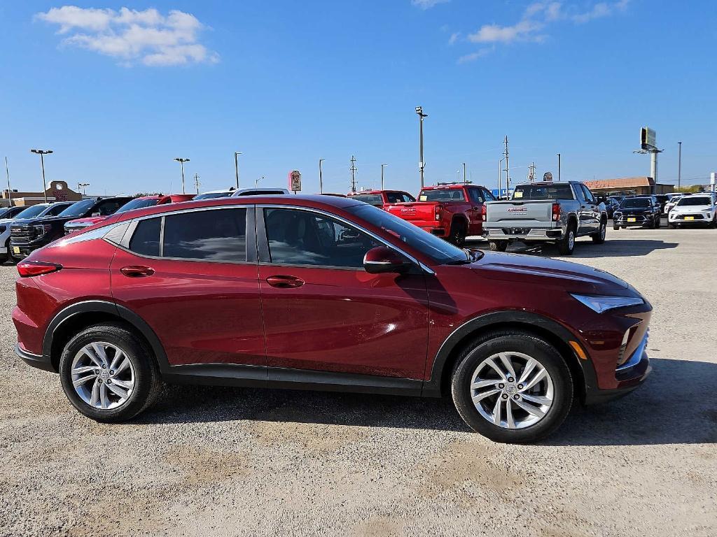 new 2025 Buick Envista car, priced at $25,960