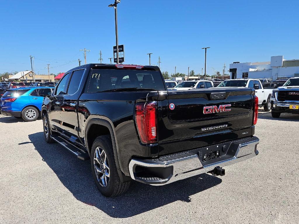 new 2025 GMC Sierra 1500 car, priced at $52,895