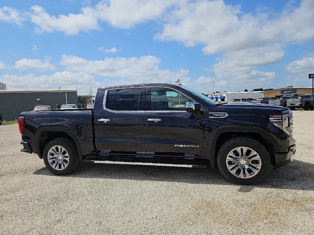 new 2025 GMC Sierra 1500 car, priced at $61,585