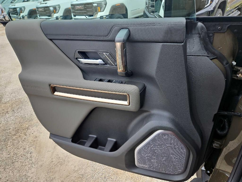 new 2025 GMC HUMMER EV Pickup car, priced at $91,210
