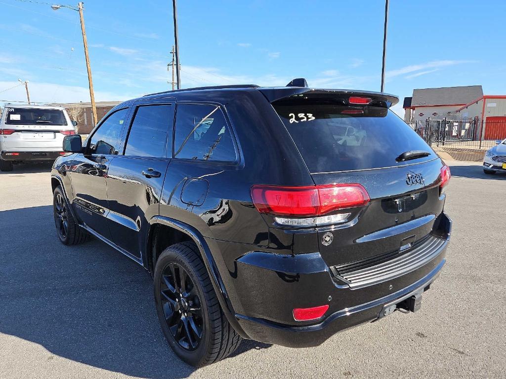 used 2021 Jeep Grand Cherokee car, priced at $26,066