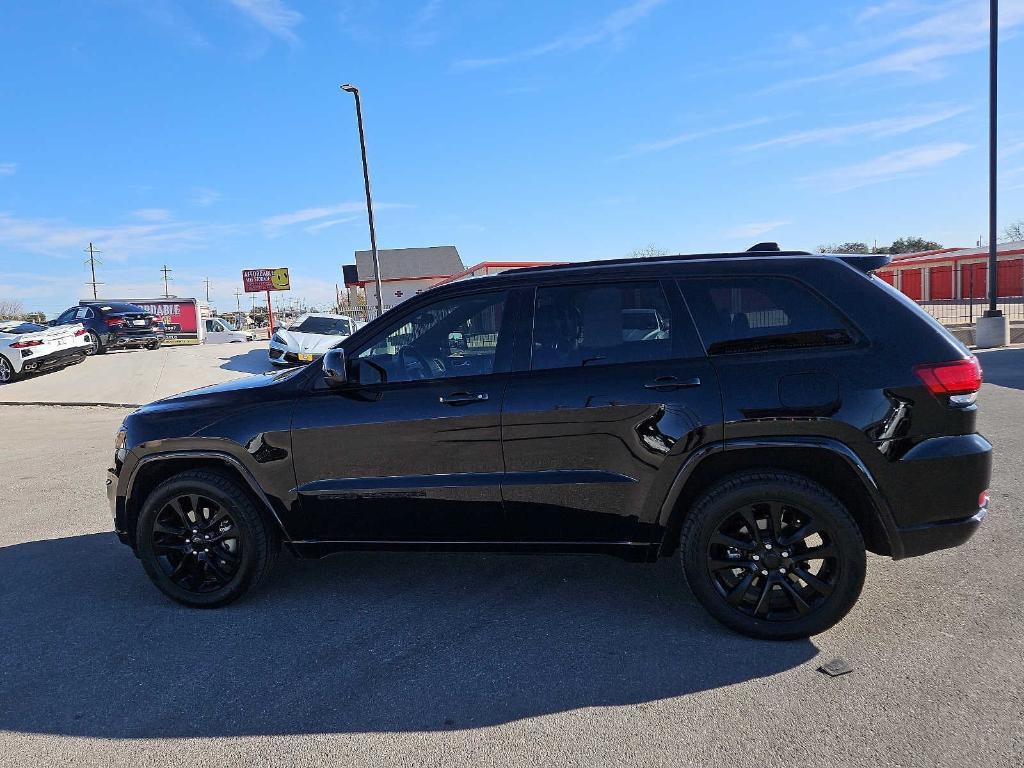 used 2021 Jeep Grand Cherokee car, priced at $26,066