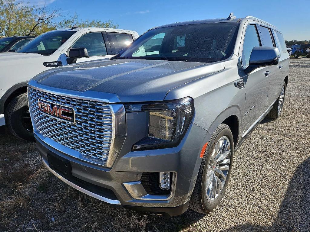 used 2023 GMC Yukon XL car, priced at $79,860