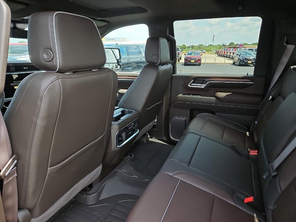 new 2024 GMC Sierra 2500 car, priced at $85,030