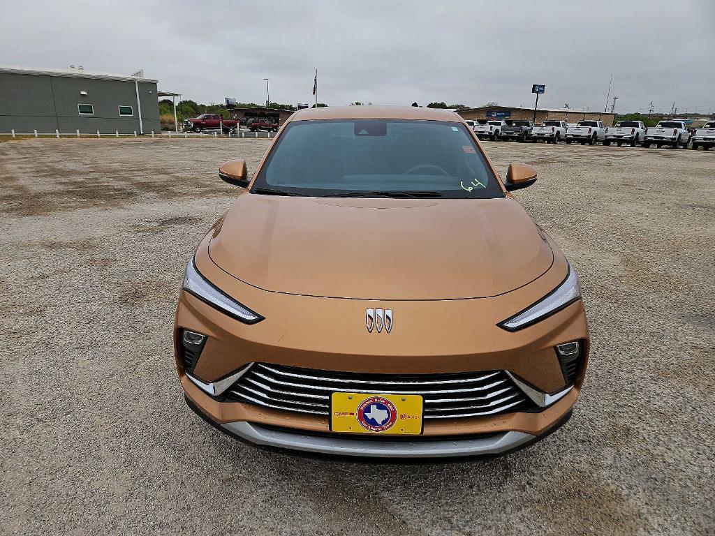 new 2025 Buick Envista car, priced at $25,589
