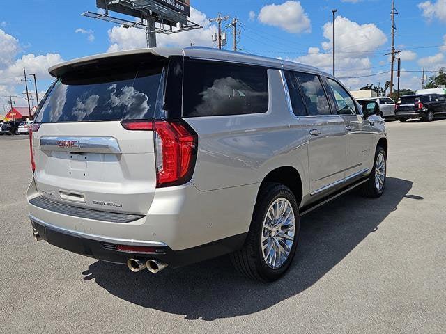 used 2023 GMC Yukon XL car, priced at $73,664
