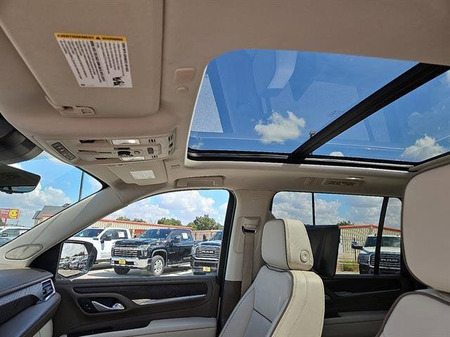 used 2023 GMC Yukon XL car, priced at $73,664