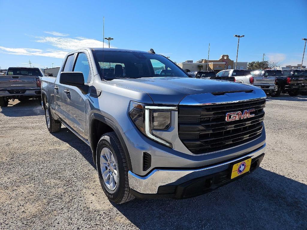 new 2025 GMC Sierra 1500 car, priced at $40,315