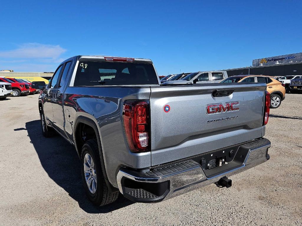 new 2025 GMC Sierra 1500 car, priced at $40,315