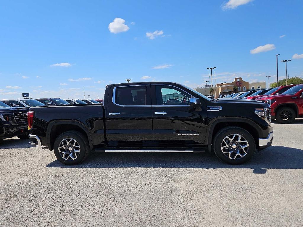 new 2025 GMC Sierra 1500 car, priced at $52,895