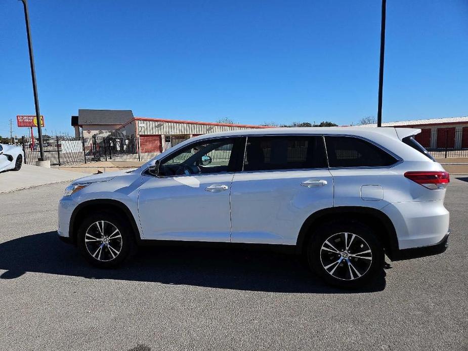 used 2019 Toyota Highlander car, priced at $21,295