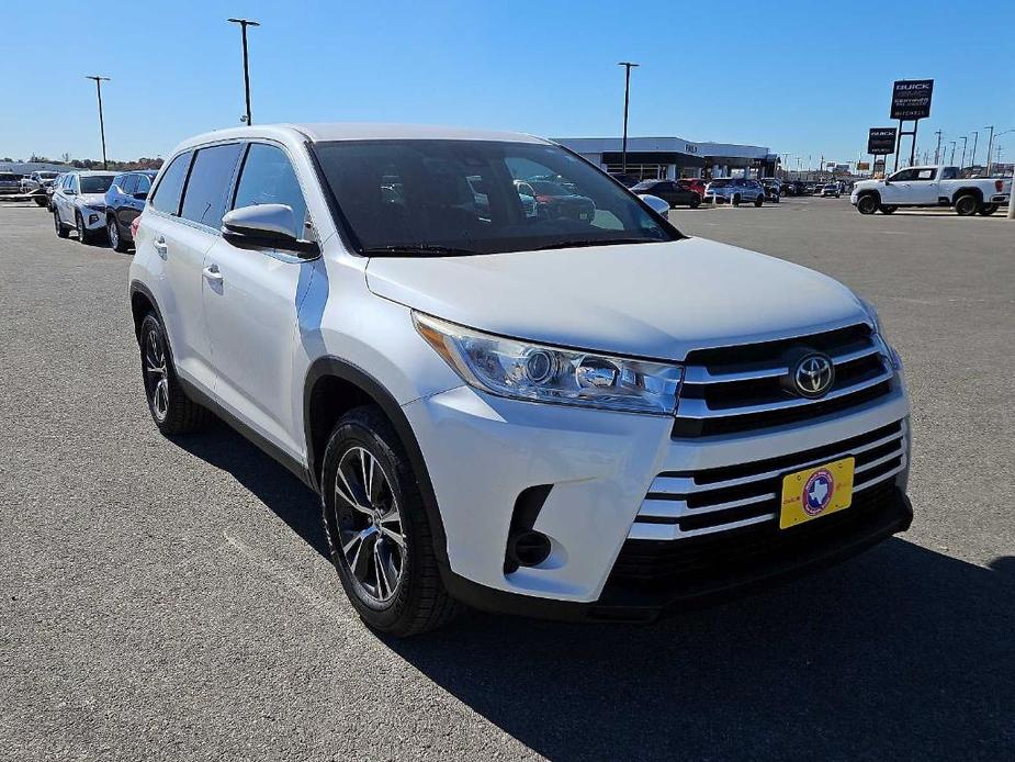 used 2019 Toyota Highlander car, priced at $21,295