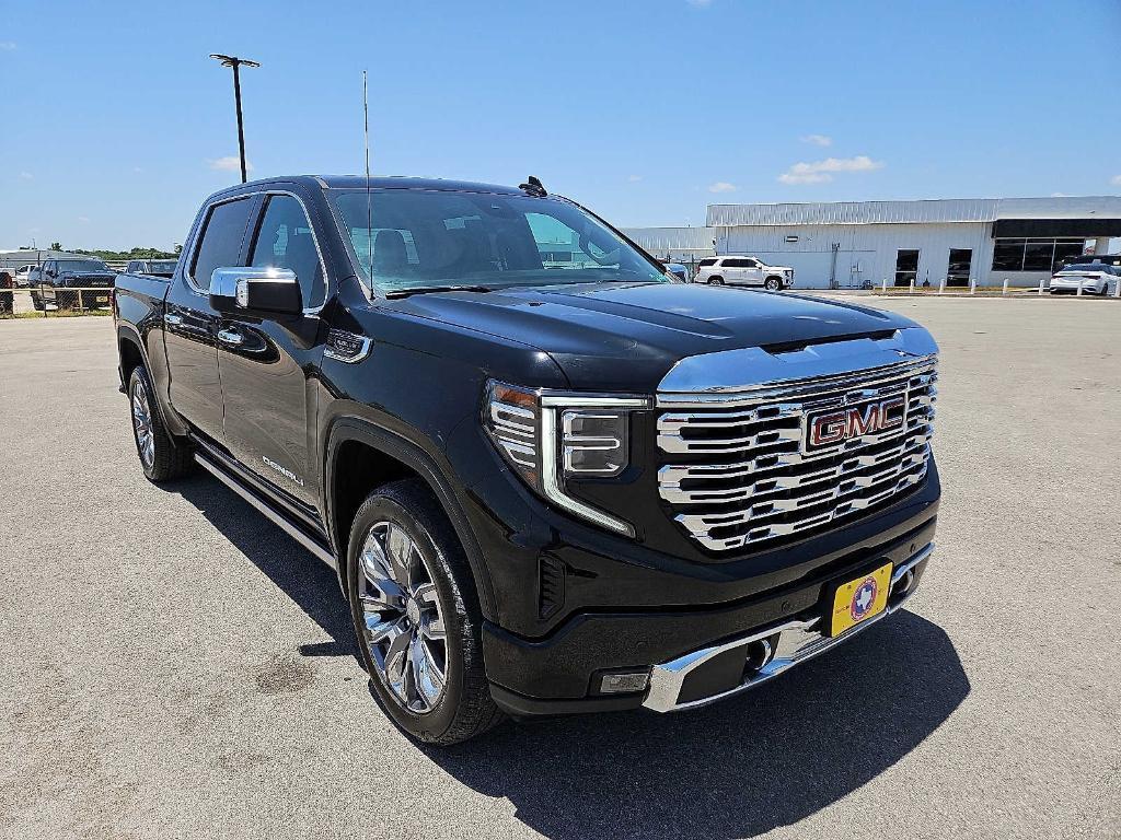 used 2023 GMC Sierra 1500 car, priced at $57,634