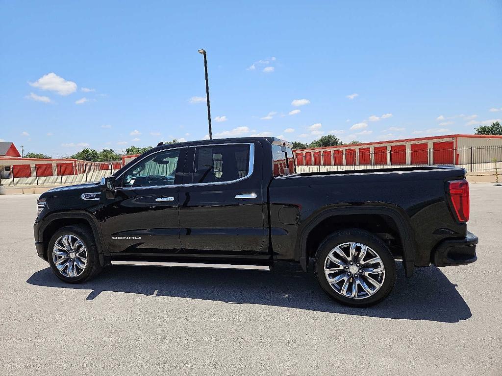used 2023 GMC Sierra 1500 car, priced at $57,634