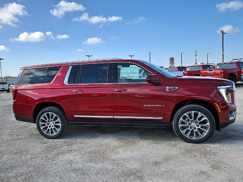 new 2025 GMC Yukon XL car, priced at $92,104