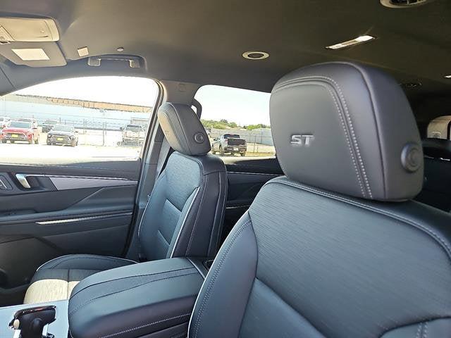 new 2025 Buick Enclave car, priced at $47,634