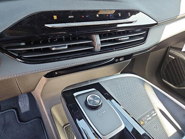 new 2025 Buick Enclave car, priced at $47,634